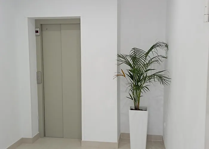 Cozy-central Apartment4