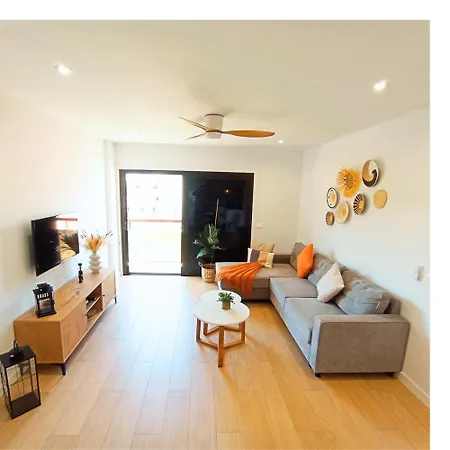 Cozy-central Apartment4 아파트